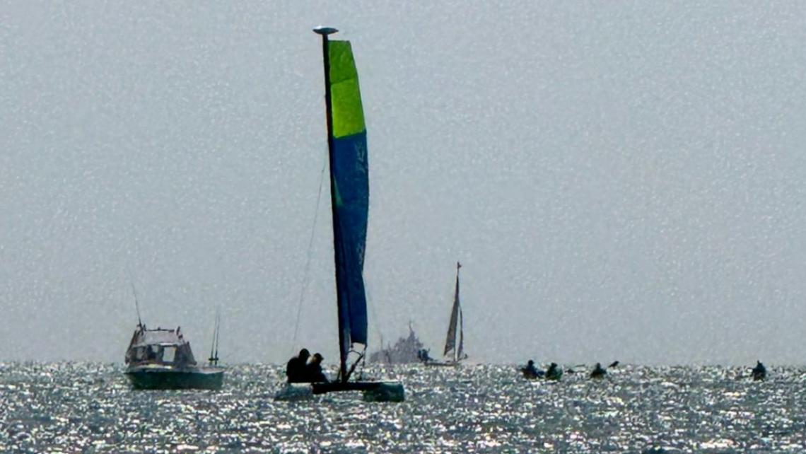 RS16 sailing in race